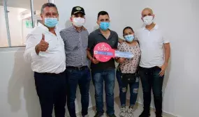 Beneficiaria número 5.200 de subsidios VIS en el departamento de Santander (MVCT)