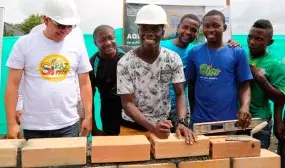 Hoy inicio la construccion de la casa prometida por Minvivienda al medallista olimpico Yuberjen Martinez