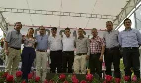 El Gobierno Nacional garantiza mas de 1000 viviendas gratuitas para los departamentos de Antioquia y Quindio El Gobierno Nacional garantiza mas de 1000 viviendas gratuitas para los departamentos de Antioquia y Quindio