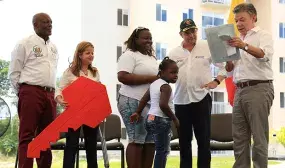 La paz de Quibdo se siembra con agua potable y viviendas gratis La paz de Quibdo se siembra con agua potable y viviendas gratis