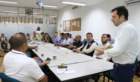 Minvivienda logra consenso para la reubicacion de familias beneficiarias del proyecto Cormoranes