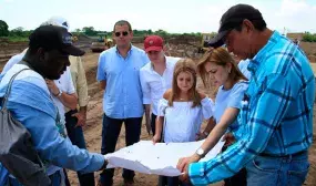 Minvivienda realizo recorrido por el Atlantico para supervisar obras de viviendas gratis fase II