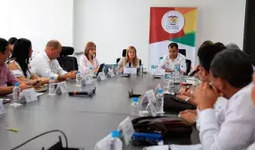 Minvivienda evaluo con Gobernador y alcaldes de Bolivar los avances en vivienda gratis