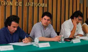 Este lunes 21 de julio el Ministro de Vivienda, Luis Felipe Henao Cardona, será condecorado por su gestión por el Gobernador de Antioquia Este lunes 21 de julio el Ministro de Vivienda, Luis Felipe Henao Cardona, será condecorado por su gestión por el Gobernador de Antioquia