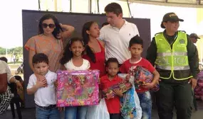 Habitantes del proyecto de vivienda gratuita Lorenzo Morales de Valledupar hicieron la novena de Navidad con Minvivienda