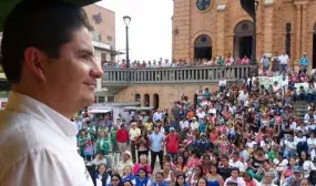 Un total de 117 familias antioquenas ahora tienen una casa digna donde vivir Un total de 117 familias antioquenas ahora tienen una casa digna donde vivir