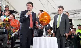 Gobierno Nacional le cumple a la capital del pais con entrega de 1537 viviendas gratis en Bogota