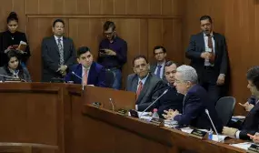 Minvivienda pide 1 billon de pesos adicional para ejecutar proyectos de vivienda y agua