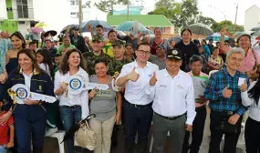En tiempo record el Gobierno Santos entrego 300 viviendas a damnificados en Mocoa