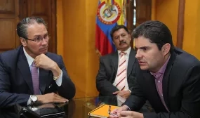 Minvivienda se reunió con Alcalde y Concejales de Soacha para lograr consensos de desarrollo urbano sostenible para el municipio Minvivienda se reunió con Alcalde y Concejales de Soacha para lograr consensos de desarrollo urbano sostenible para el municipio