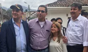 Vamos a estar la proxima semana entregando las casas de la reconstruccion en Salgar Vargas Lleras Vamos a estar la proxima semana entregando las casas de la reconstruccion en Salgar Vargas Lleras