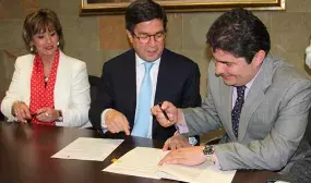 Minvivienda avala convenio de arrendamiento social entre el BID y COMFAMA en Antioquia.