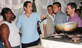 Vargas Lleras inicia en Cartagena programa para llevar agua a hogares de estratos 1 y 2