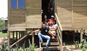 FOTOGRAFIA COMUNICADO VIVIENDA RURAL LA CHORRERA, AMAZONAS 01