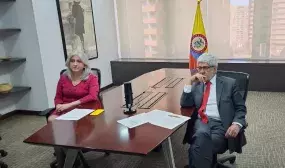 La ministra de Vivienda, Ciudad y Territorio, Catalina Velasco, y el ministro de Comercio, Industria y Turismo, Germán Umaña, durante su participación en el lanzamiento de la Alianza para la Prosperidad Económica de las Américas (APEP). Foto: Archivo MVCT.