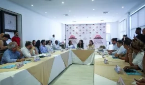 FOTOGRAFIA FIRMA PROYECTO DESALINIZADORAS PARA SANTAMARTA 01