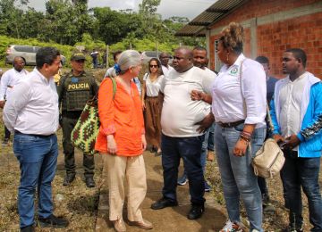 Recorrido de la ministra de Vivienda por Istmina y Río Quito, Chocó. Foto: Sharon Durán (MVCT)