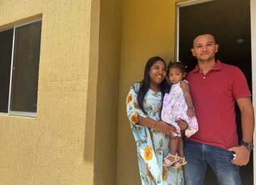 FOTOGRAFÍA BENEFICIARIOS DE APARTAMENTO VIPA EN RIOACHA