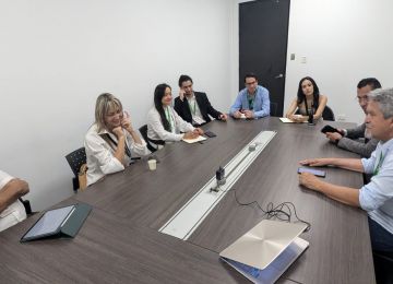 FOTOGRAFIA MINISTERIO DE VIVIENDA PARTICIPO EN EL panel “Energía descentralizada