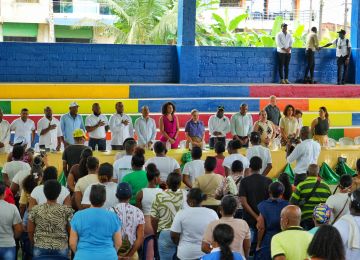 FOTOGRAFÍA MINVIVIENDA FIRMA INICIO DE PROYECTO PROGRAMA BASURA CERO EN BAHÍA SOLANO, CHOCO