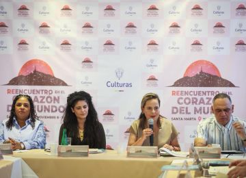 FOTOGRAFIA FIRMA PROYECTO DESALINIZADORAS PARA SANTAMARTA 03