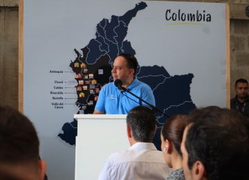 FOTOGRAFIA COMUNICADO GOBIERNO ANUNACIA 1000 VIVIENDAS PARA FAMILIAS DAMNIFICADAS EN CHOCO 03