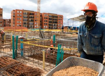 El empleo está en línea con lo que ha sucedido con las ventas de vivienda nueva, que en 2020 sumaron 200.324 unidades comercializadas. Foto: René Valenzuela (MVCT)