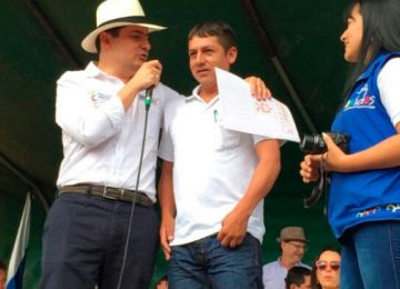 Ministro Luis Felipe Henao Cardona entregara 348 viviendas gratis en Antioquia