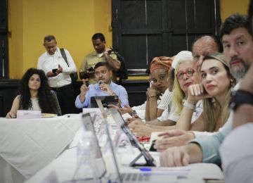 FOTOGRAFIA VICEMINISTRO DE AGUA Y SANEAMIENTO BASIO Edward Libreros Mamby, EN Comisión Preparatoria del Quinto Centenario de la Fundación Hispánica de Santa Marta