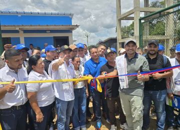 FOTOGRAFIA COMUNICADO INVERSION CALAMAR 01