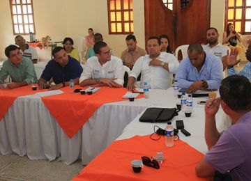Minvivienda continua maraton por La Guajira para llevar soluciones de vivienda y agua