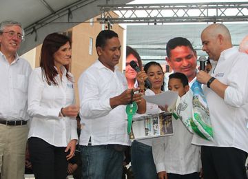 Cordoba y Magdalena aseguran mas de 3200 casas gratis adicionales