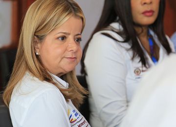 Ministra Elsa Noguera liderara mesa tecnica en temas de vivienda y agua para el Magdalena