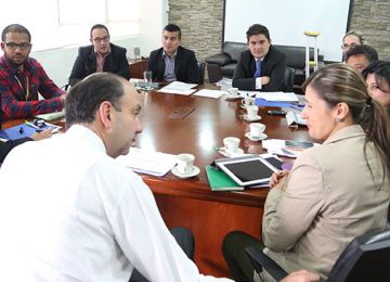 Minvivienda y Minambiente analizan de manera conjunta futuro de los rellenos sanitarios y el recurso hídrico en el país