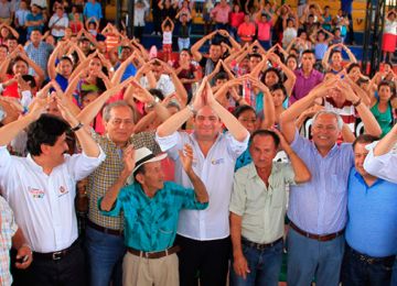 La vivienda gratuita y los proyectos de agua y saneamiento tambien llegaron al Putumayo y Huila