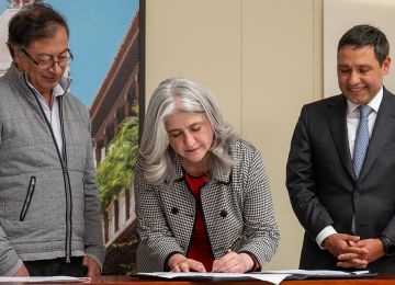  El presidente Gustavo Petro Urrego posesionó como Ministra de Vivienda, Ciudad y Territorio a Catalina Velasco Campuzano. Foto: cortesía Presidencia de la República