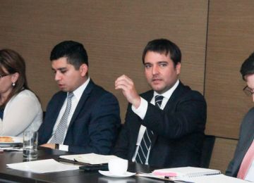 Minvivienda analiza estrategias con Asobancaria para que mas colombianos tengan casa propia