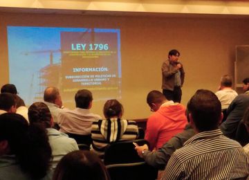 Mas de 600 constructores del pais fueron capacitados en la Ley de Vivienda Segura