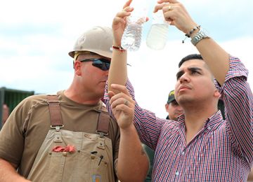 Con Pilas Publicas Gobierno Nacional llevara agua potable a 80 mil personas en La Guajira