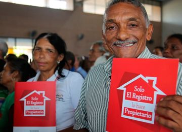 Minvivienda formaliza 2.700 predios de vivienda en el Cesar
