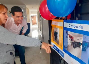El viceministro (e) de Vivienda, Édgar Picón, visitó a las familias beneficiarias con los mejoramientos de sus casas. Foto: Ricardo Sierra (MVCT).