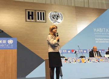 Elsa Noguera habla en plenaria de Habitat III sobre ciudades mas incluyentes