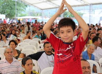 Familias ahorradoras recibiran viviendas nuevas manana en Santander