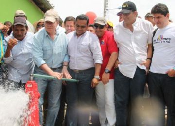 Por primera vez 45 millones de colombianos cuentan con acueducto y 46 millones con alcantarillado