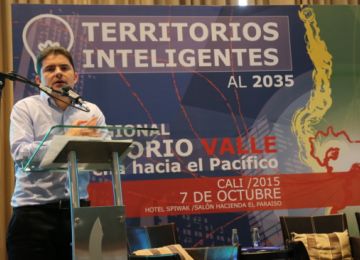 "Buenaventura debe incluirse en los planes de Cali como ciudad y del Valle como región”: Minvivienda