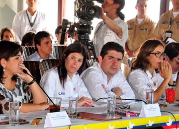 1,2 billones de pesos invierte el Gobierno Santos en obras de vivienda, agua y saneamiento, en el eje cafetero y Antioquia