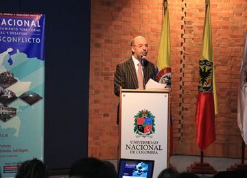 Para disenar los POT se deben tomar decisiones tecnicas y no politicas Camilo Sanchez