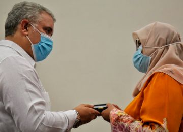 El Presidente Iván Duque con la directora de ONU-Habitat, Maimunah Mohd Sharif. Foto: Sharon Durán (MVCT)