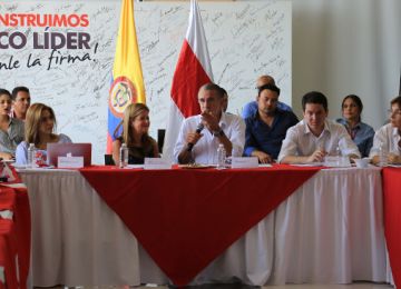 Ministra Elsa Noguera lidera mesa tecnica en temas de vivienda y agua para el Atlantico