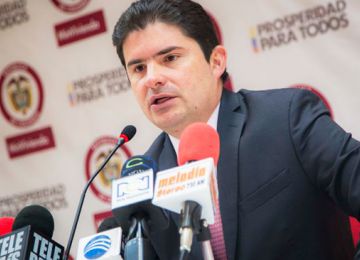 Es un buen momento para comprar vivienda nueva Ministro Henao Cardona